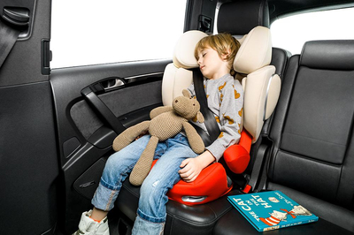 如何保證兒童乘車安全?網(wǎng)友:他們是上帝,我們是仆人