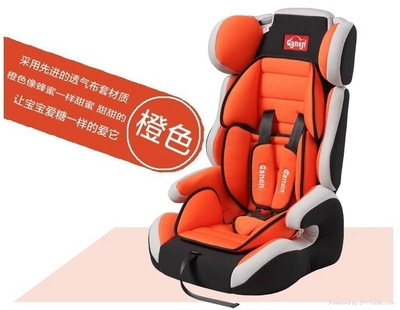 感恩車載兒童安全座椅 守護(hù)兒童出行的安全衛(wèi)士